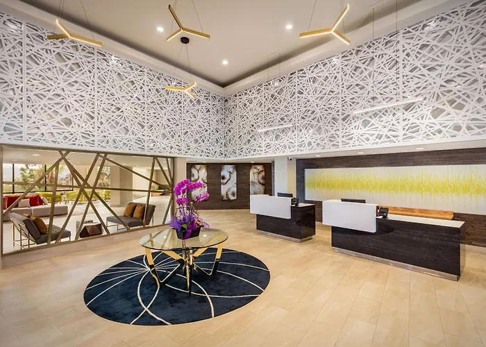 Doubletree By Hilton Pomona